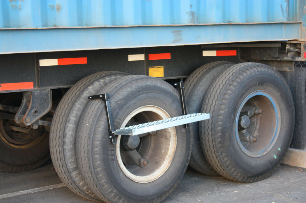 Tire Wheel Step Up Adjustable Ladder NonSlip Platform 300lbs 24ft