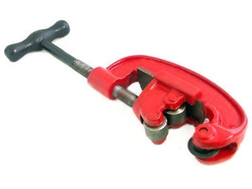 Details about   New Pipe Threader Ratchet Type With 5 Dies & Pipe Cutter Plumbing Hand Tool Set 