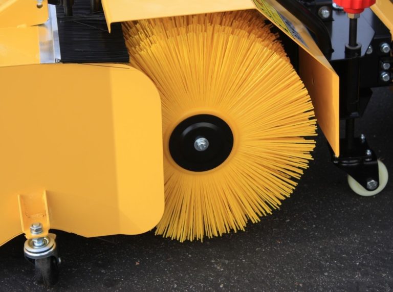 31" Walk Behind Forward & Reverse 196cc 6.5HP Gas Power Sweeper Lawn